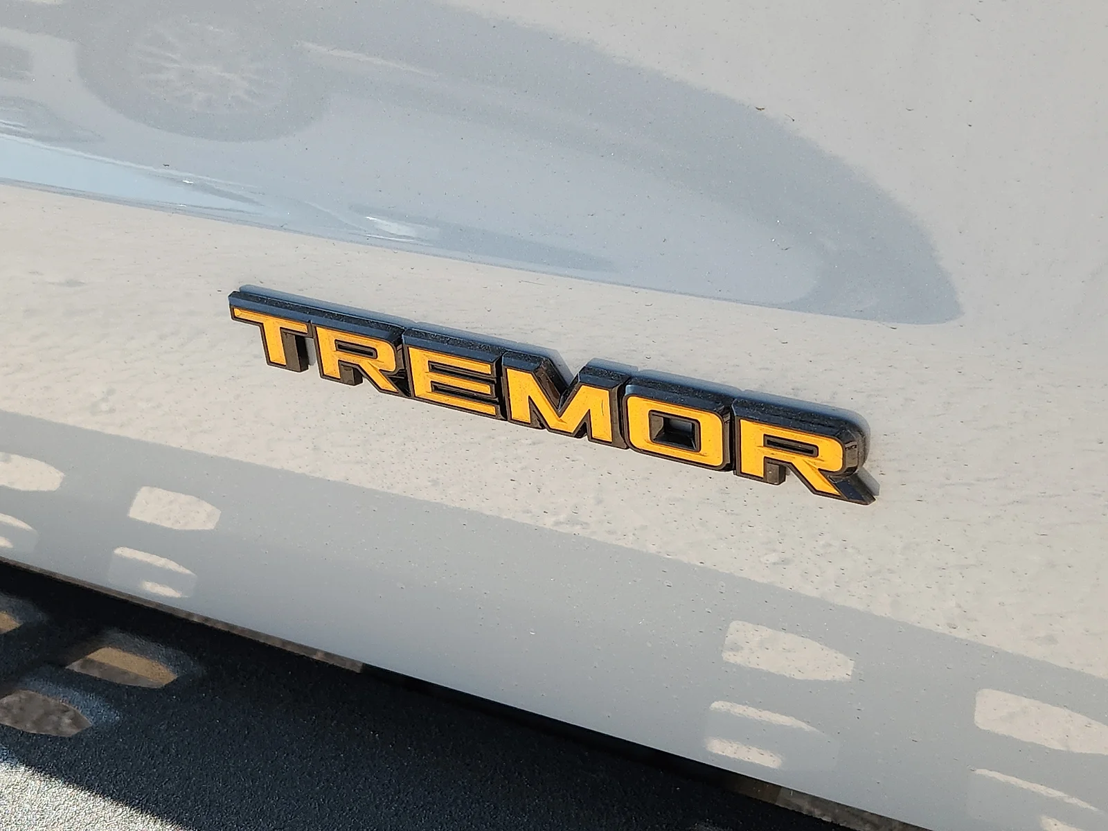 New 2027 Glacier Gray Metallic Tri-Coat Ford Tremor image 10