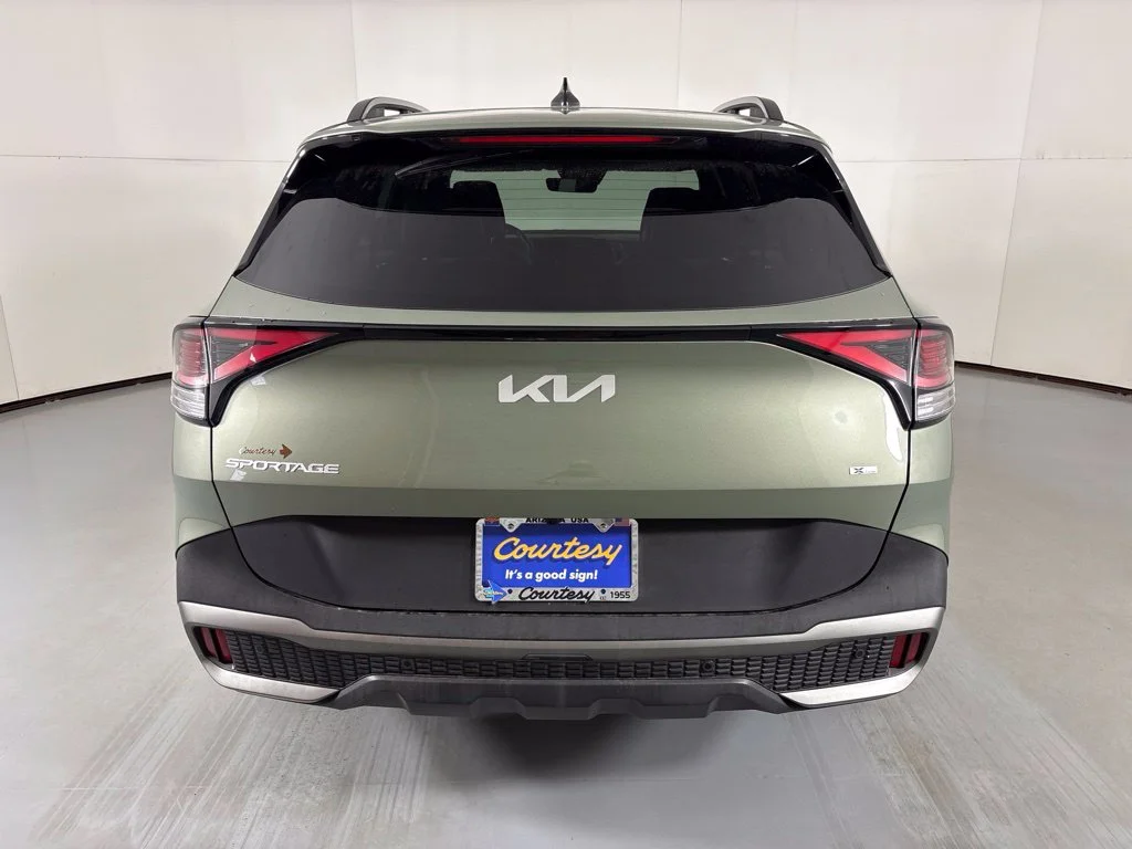 Used 2023 Green Kia X-Line image 7