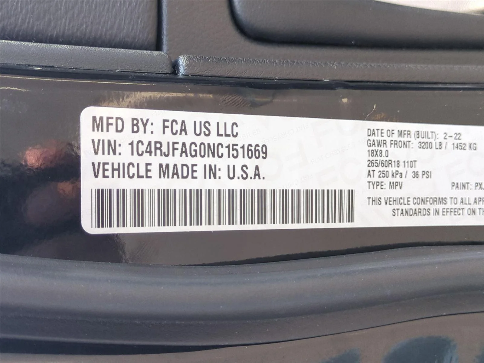 Used 2022 Diamond Black Crystal Pearlcoat Jeep Laredo X image 41