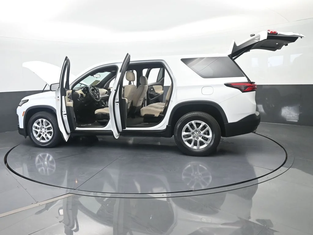 Used 2022 Summit White Chevrolet LS image 70