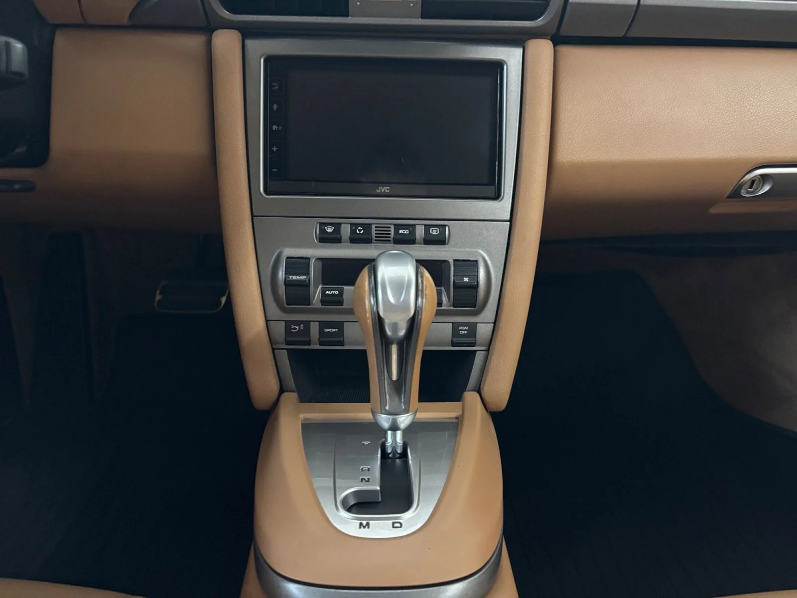 Used 2007 Red Porsche Carrera image 15