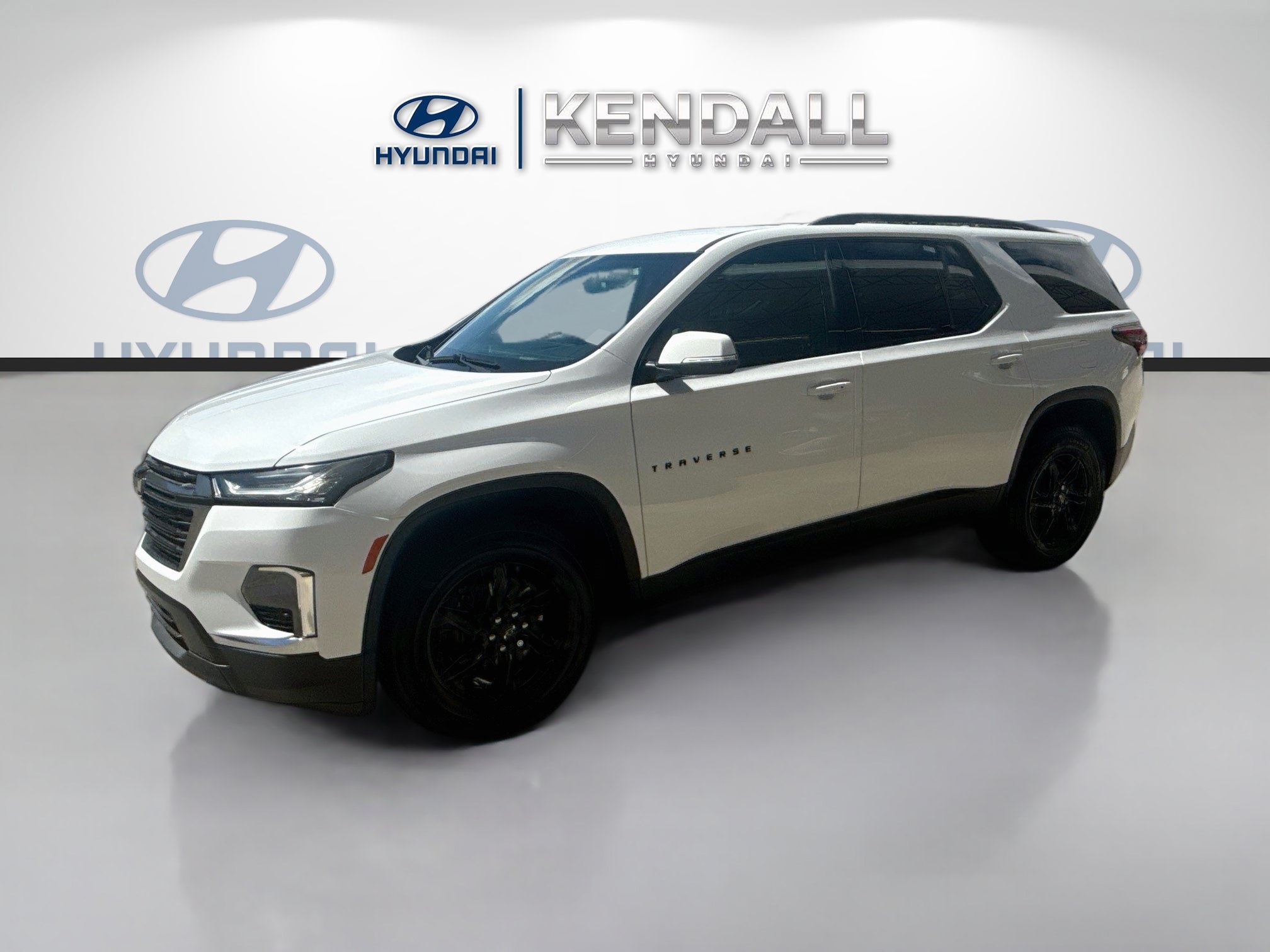 Used 2022 Summit White Chevrolet LT Cloth image 3