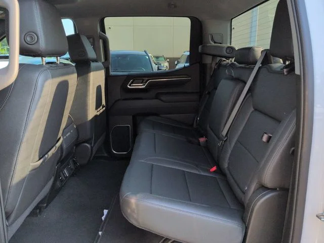 Used 2025 White GMC SLT image 14