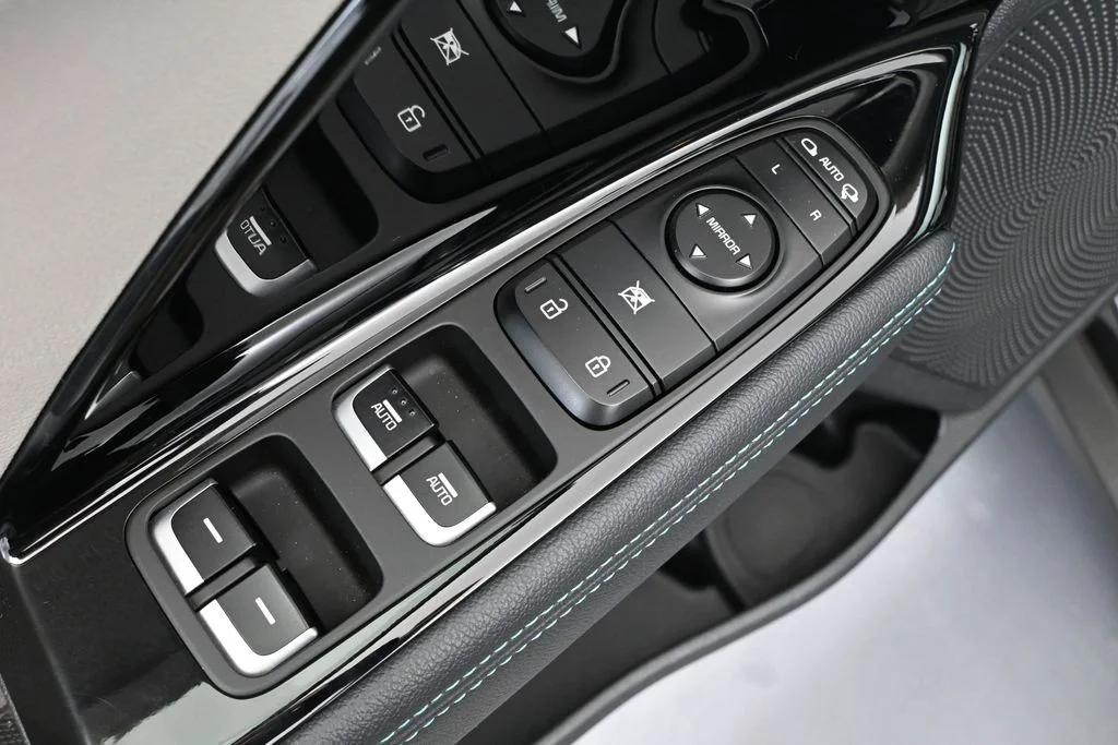 Used 2019 Gray Kia EX image 19