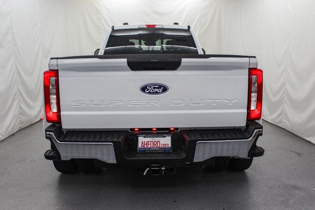 New 2027 White Ford XL image 7