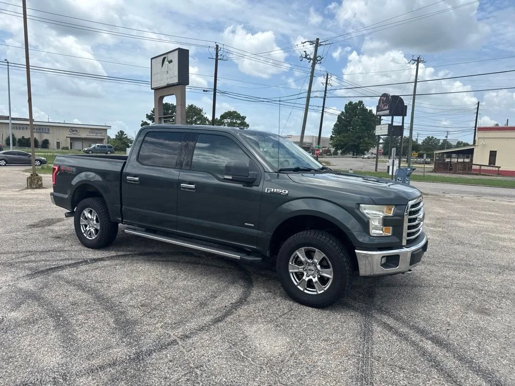 Certified Used 2015 Gray Ford XLT image 18