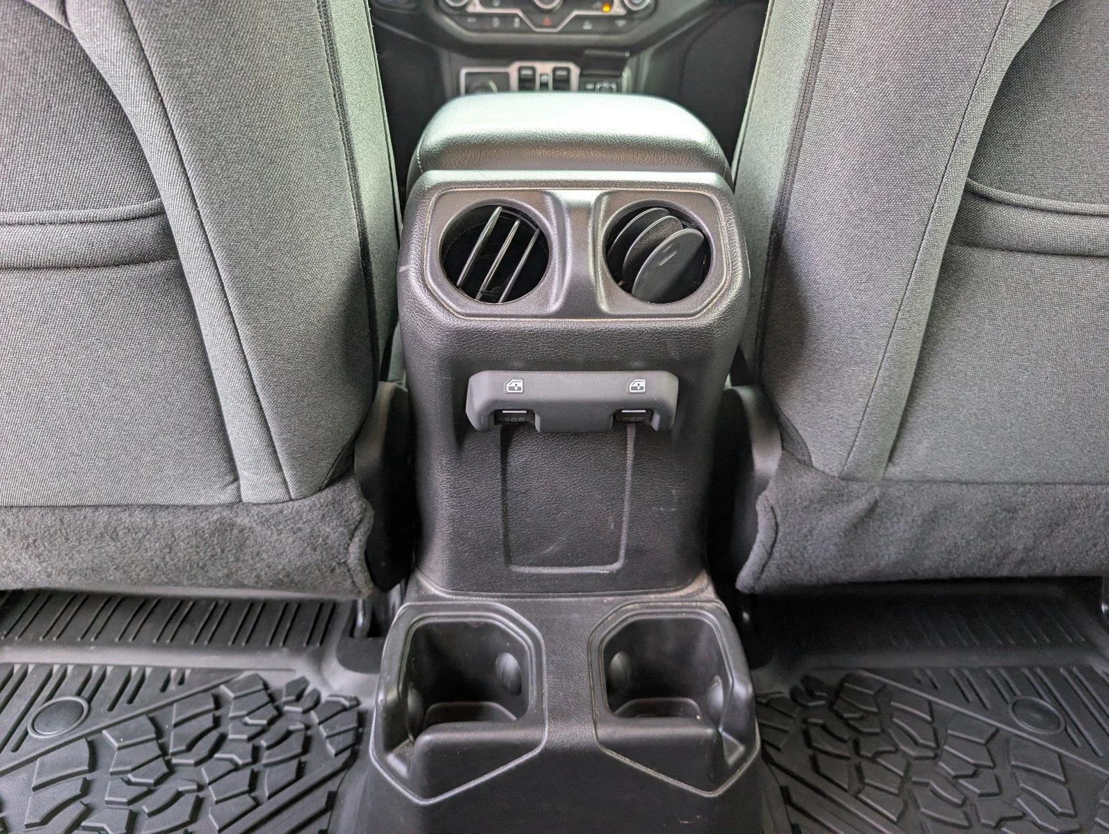 Used 2025 Bright White Clearcoat Jeep Sport S image 33