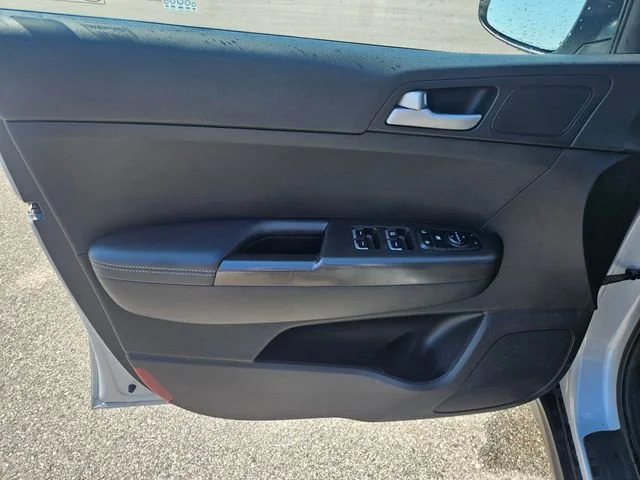 Used 2018 Silver Kia LX image 10