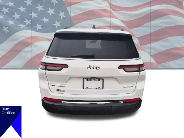 Used 2022 White Jeep Laredo image 4
