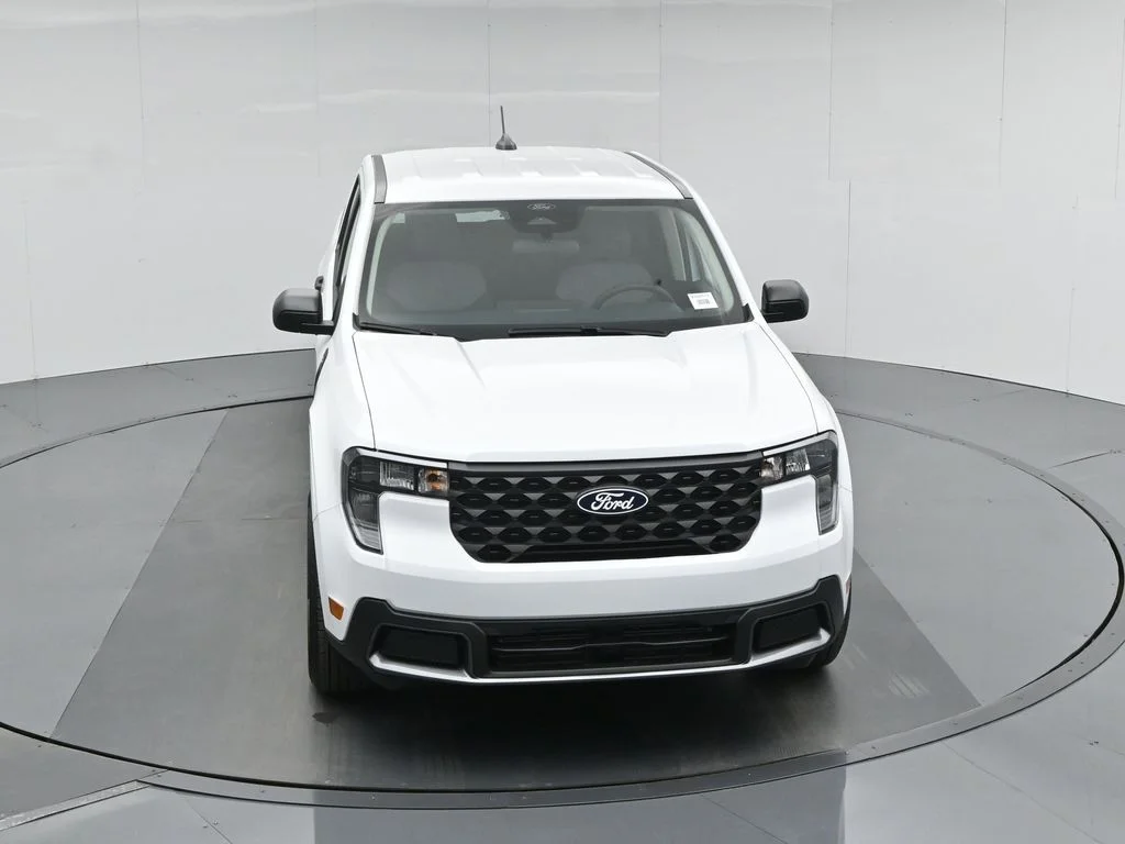 New 2026 Oxford White Ford XLT image 35