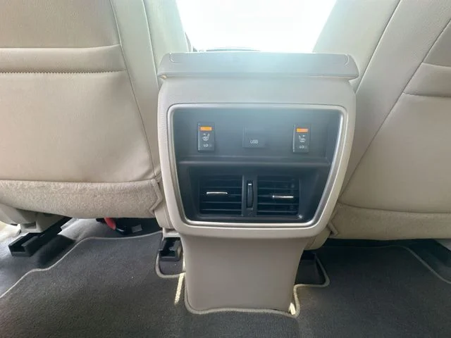 Used 2018 Black Nissan SL image 24