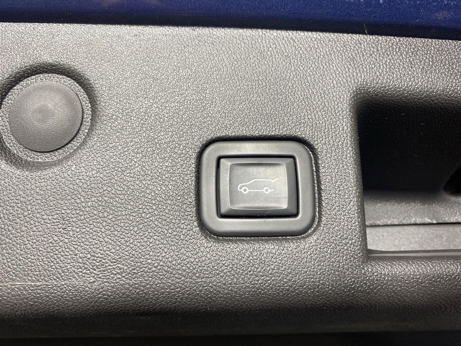 Used 2024 Lakeshore Blue Metallic Chevrolet RS image 36