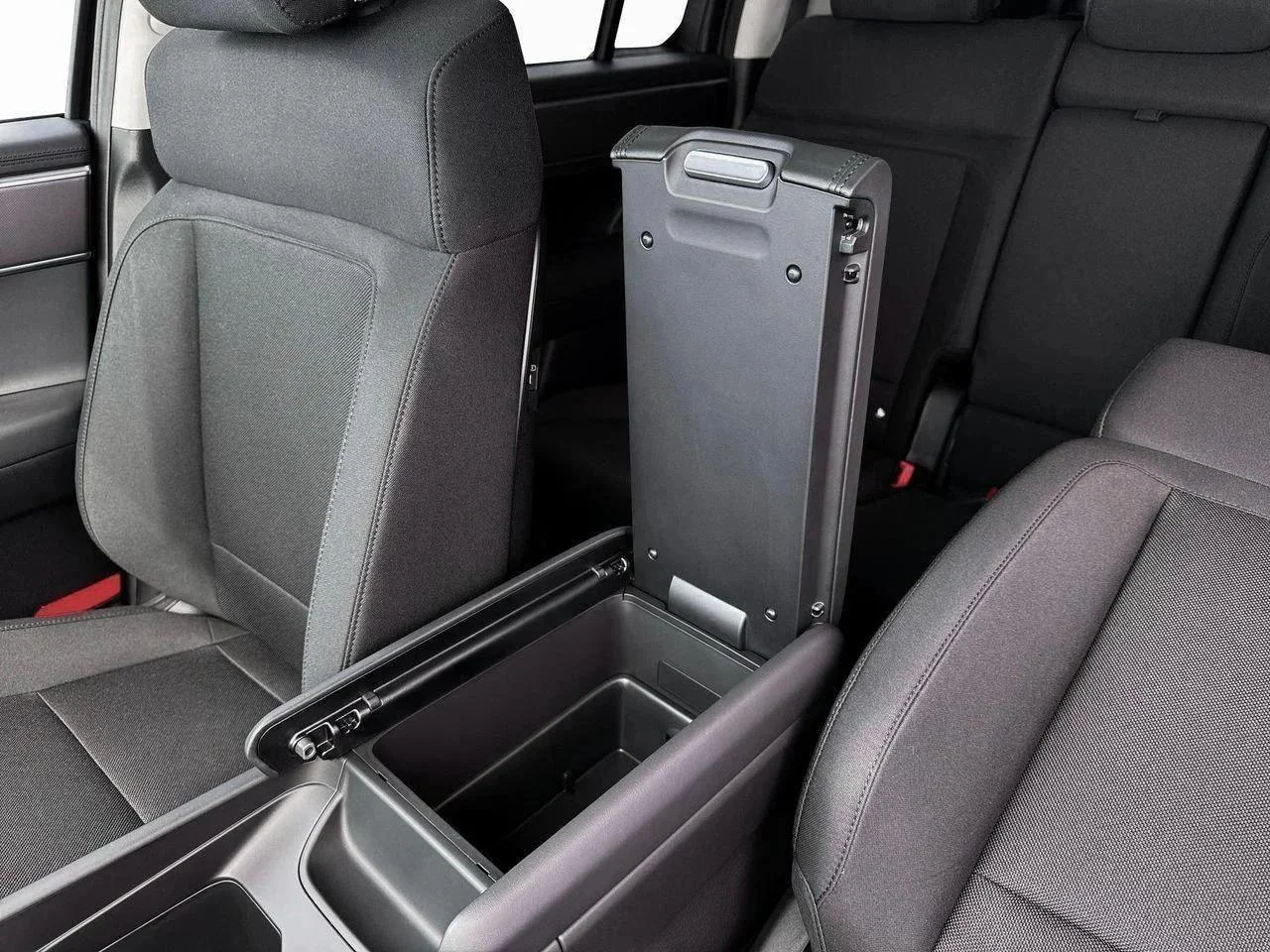 New 2026 Ecotronic Gray Metallic Hyundai SE image 19