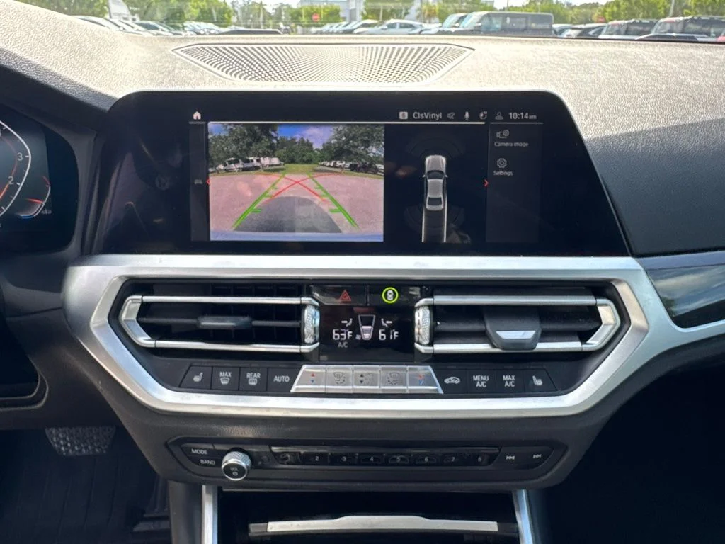 Used 2020 Alpine White BMW 330i image 12