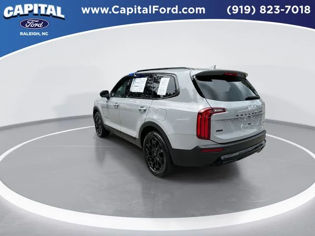 Used 2022 Gray Kia EX image 6