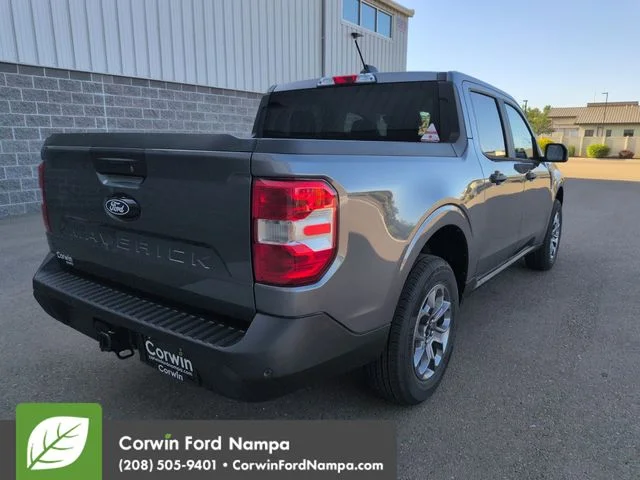 New 2026 Carbonized Gray Metallic Ford XLT image 3