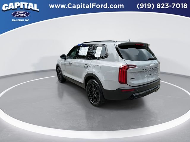 Used 2022 Gray Kia EX image 6