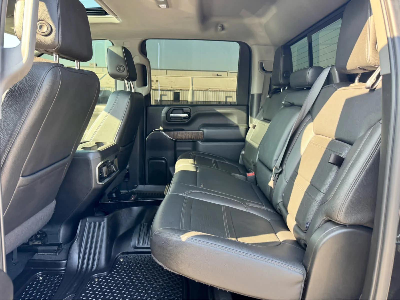 Used 2022 EBONY TWILIGHT METALLIC GMC Denali image 13