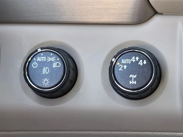 Used 2019 Black GMC Denali image 40