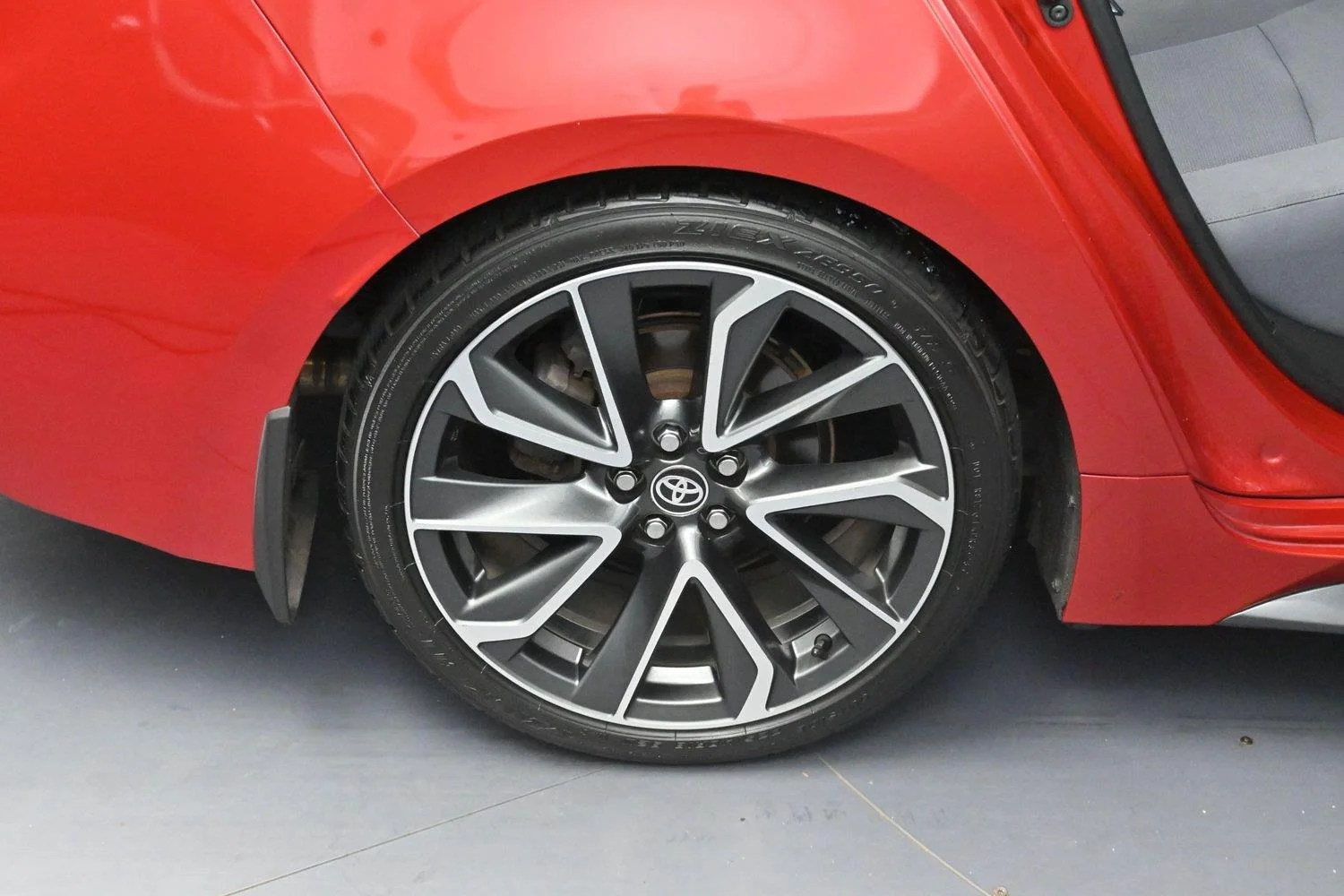 Used 2020 Barcelona Red Metallic Toyota SE image 32