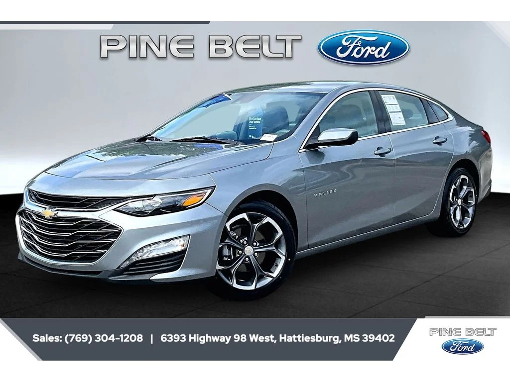 Used 2024 Sterling Gray Metallic Chevrolet LT image 10