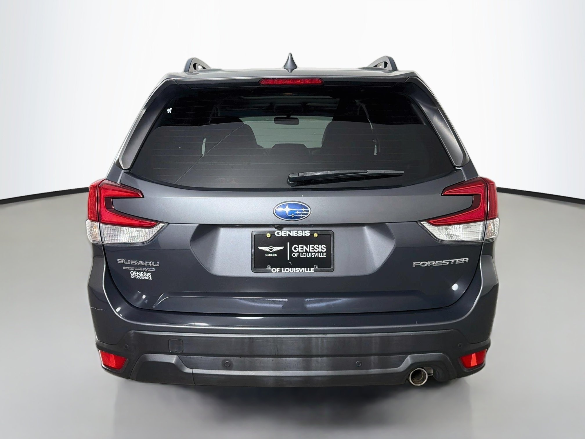 Used 2023 Magnetite Gray Metallic Subaru Limited image 6