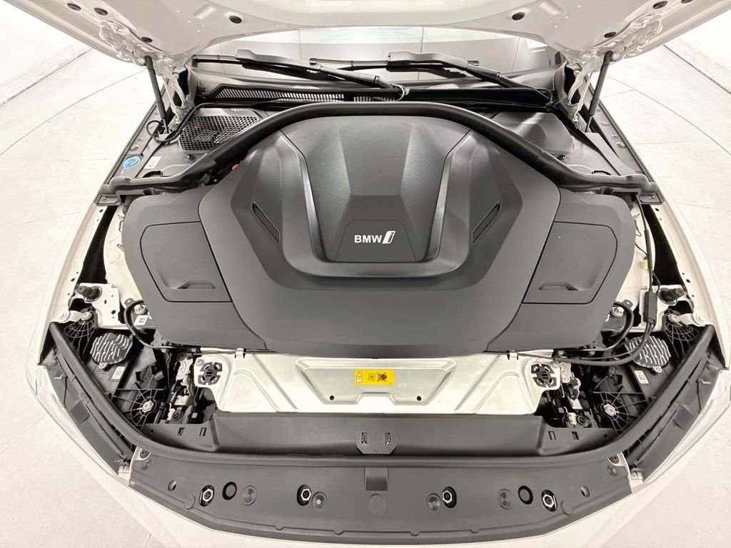 Certified Used 2023 Alpine White BMW eDrive35 image 28