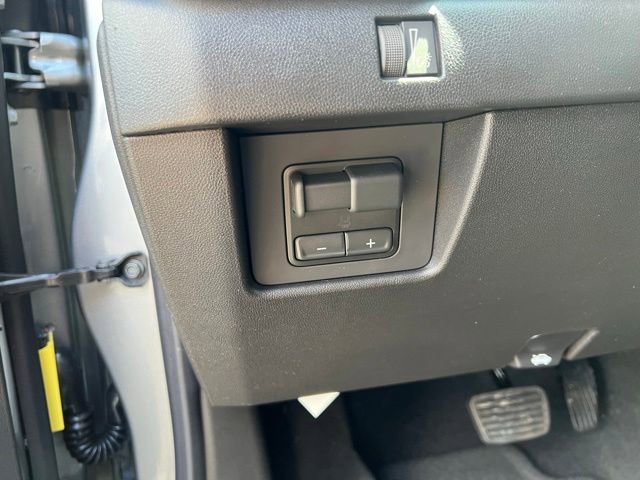 New 2026 Sterling Metallic GMC Elevation image 16