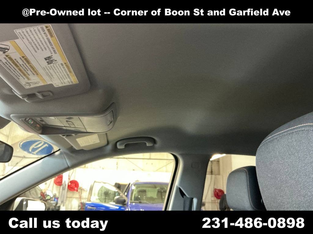 Used 2019 White Chevrolet LT image 13