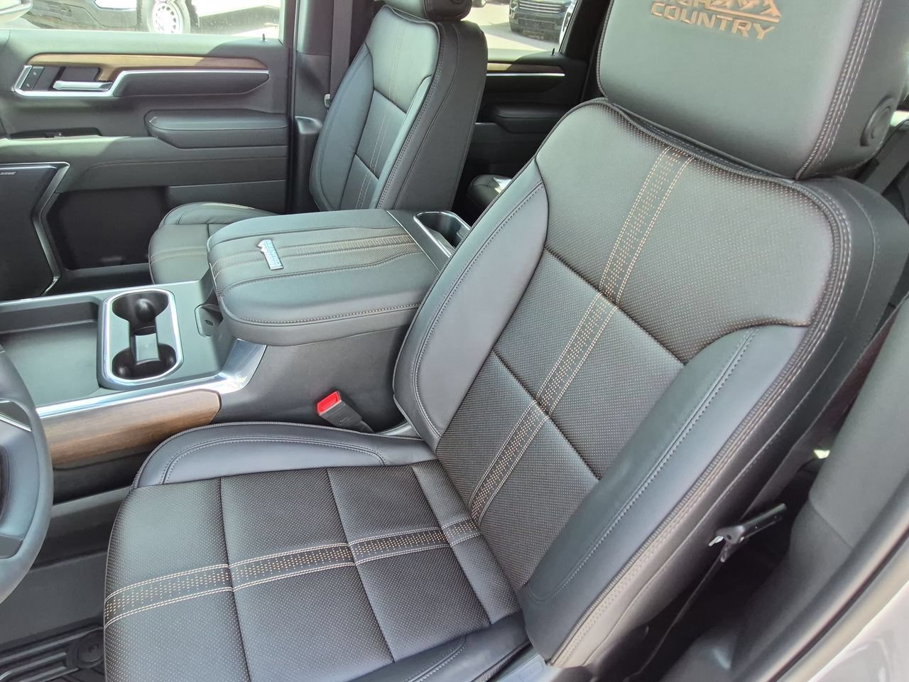 2026 Chevrolet Silverado 2500 HD High Country - Photo 20