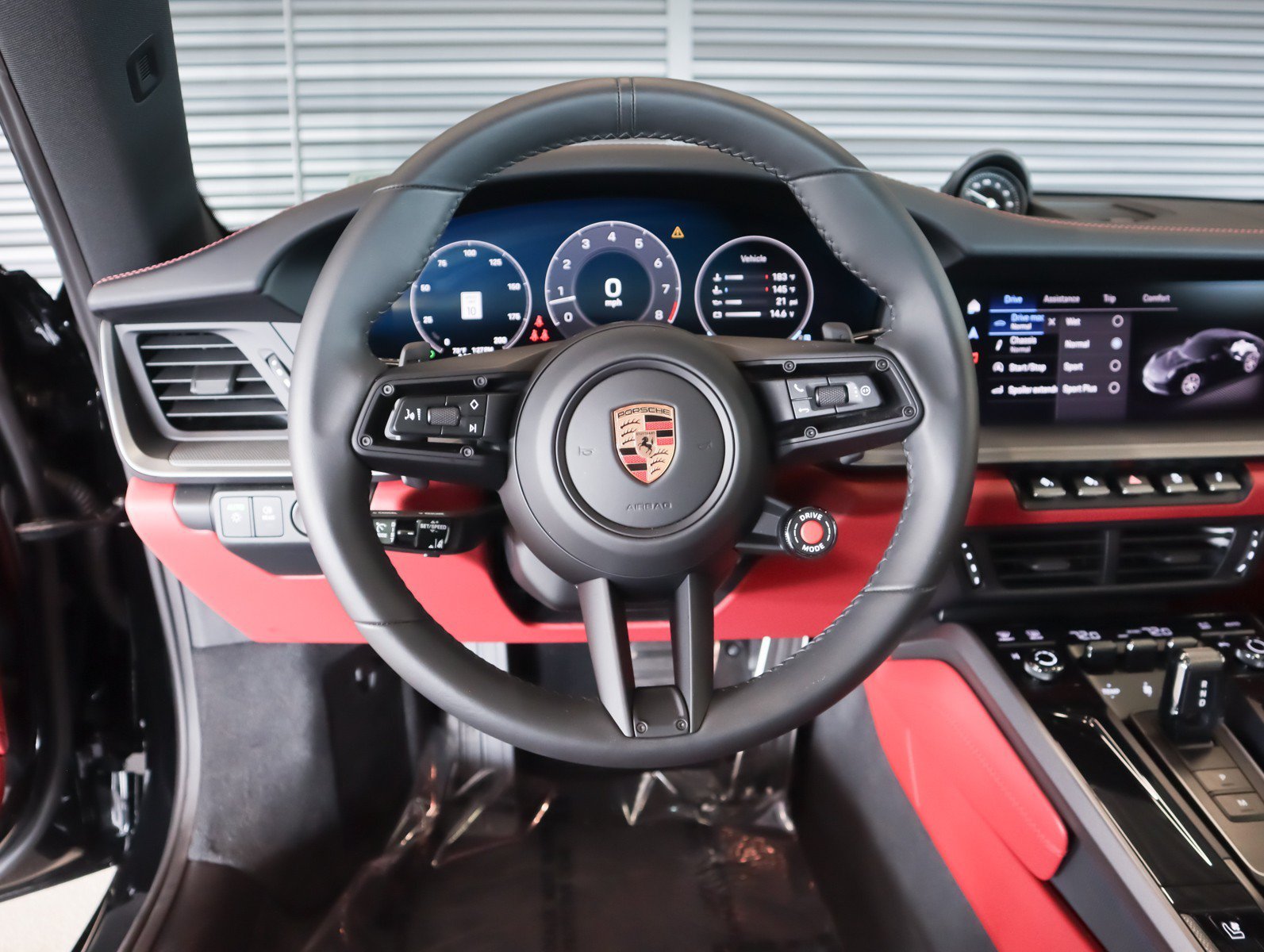 Used 2025 Black Porsche Carrera Coupe image 15