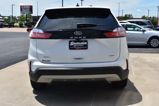Used 2024 White Ford SEL image 6
