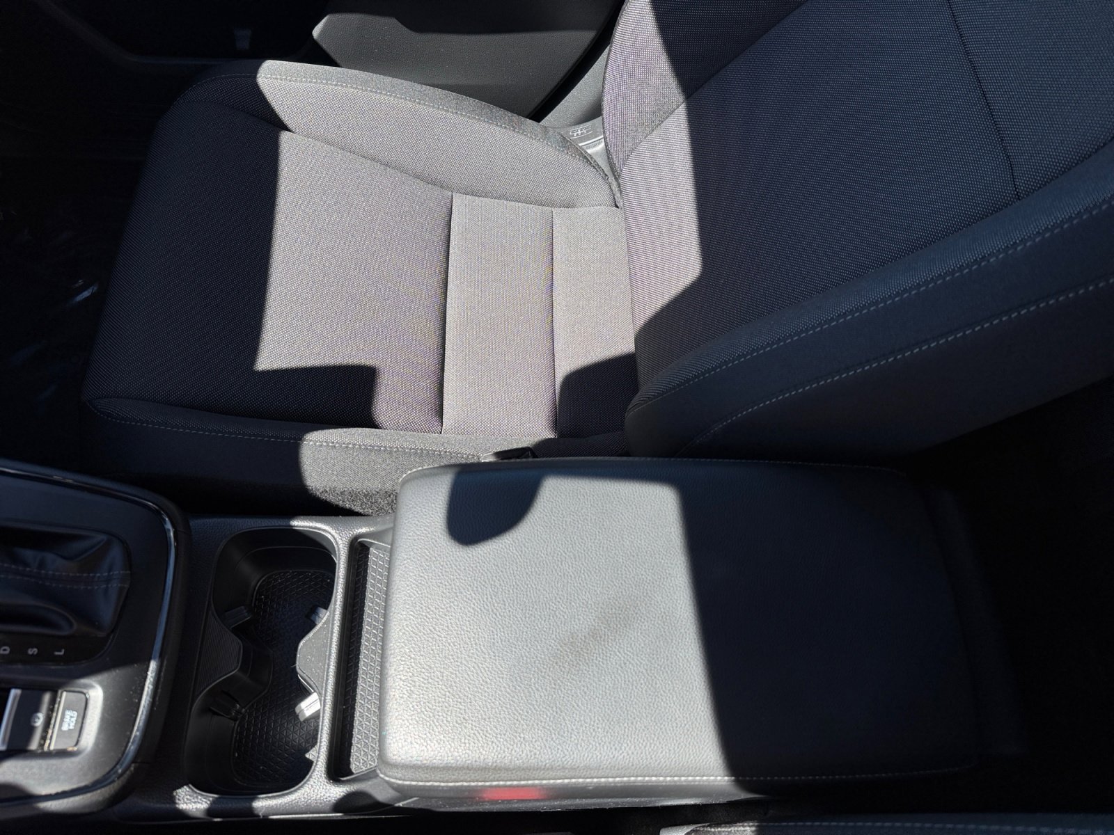 Used 2025 Meteorite Gray Metallic Honda LX image 14