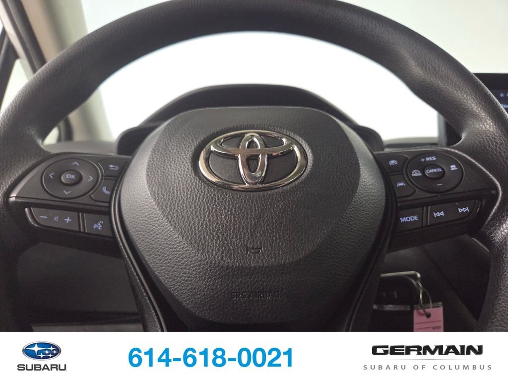 Used 2023 White Toyota LE image 21