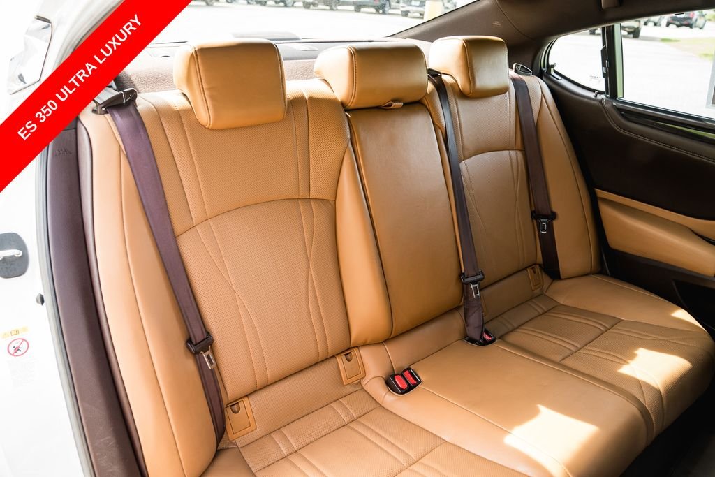 Used 2019 White Pearl Lexus 350 Ultra Luxury image 28