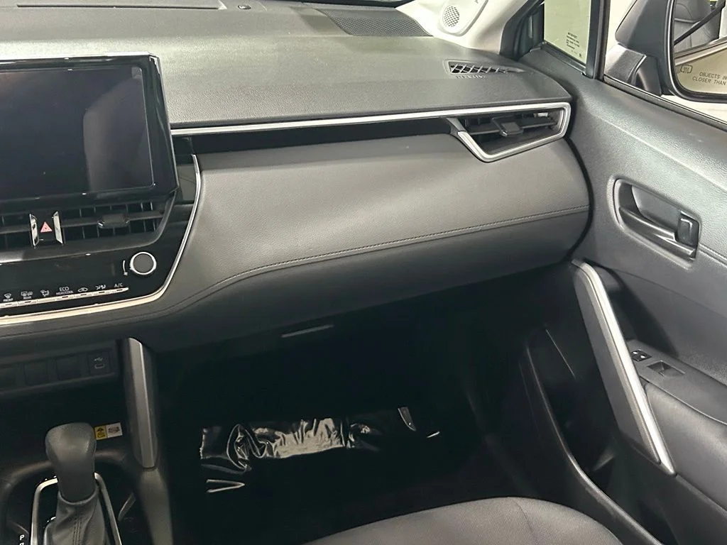 Used 2023 Cypress Toyota LE image 11
