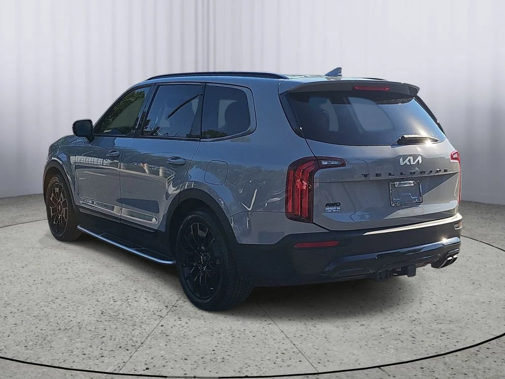 Used 2022 Gray Kia SX image 5