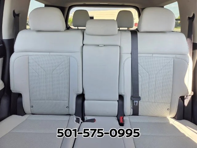 Used 2024 Silver Hyundai SEL image 10
