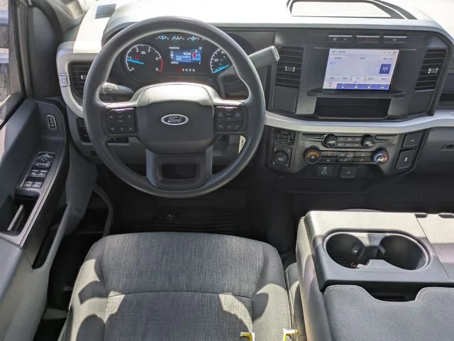 Used 2023 Oxford White Ford XL image 11