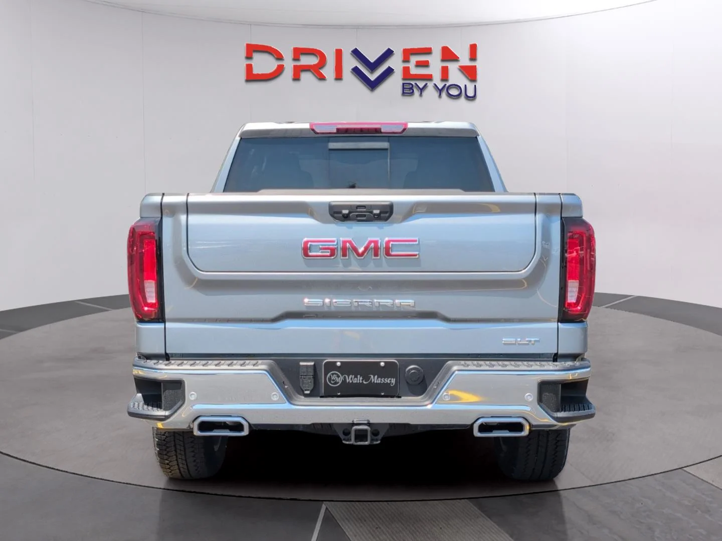 New 2026 Sterling Metallic GMC SLT image 4