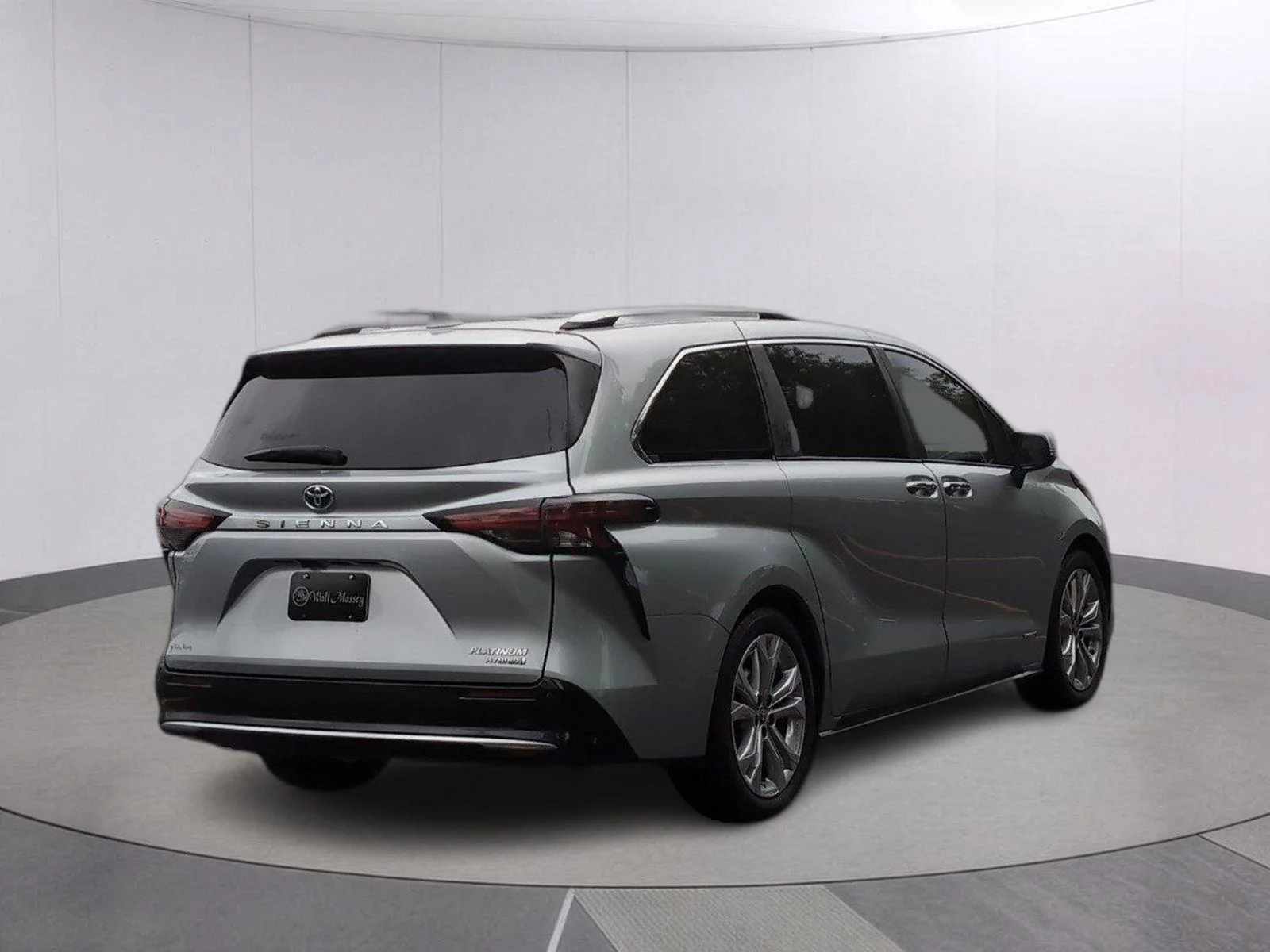 Used 2021 Celestial Silver Metallic Toyota Platinum 7-Passenger image 7