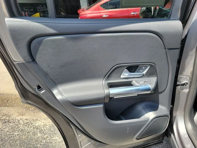 Used 2023 Gray Mercedes-Benz GLA 250 image 10