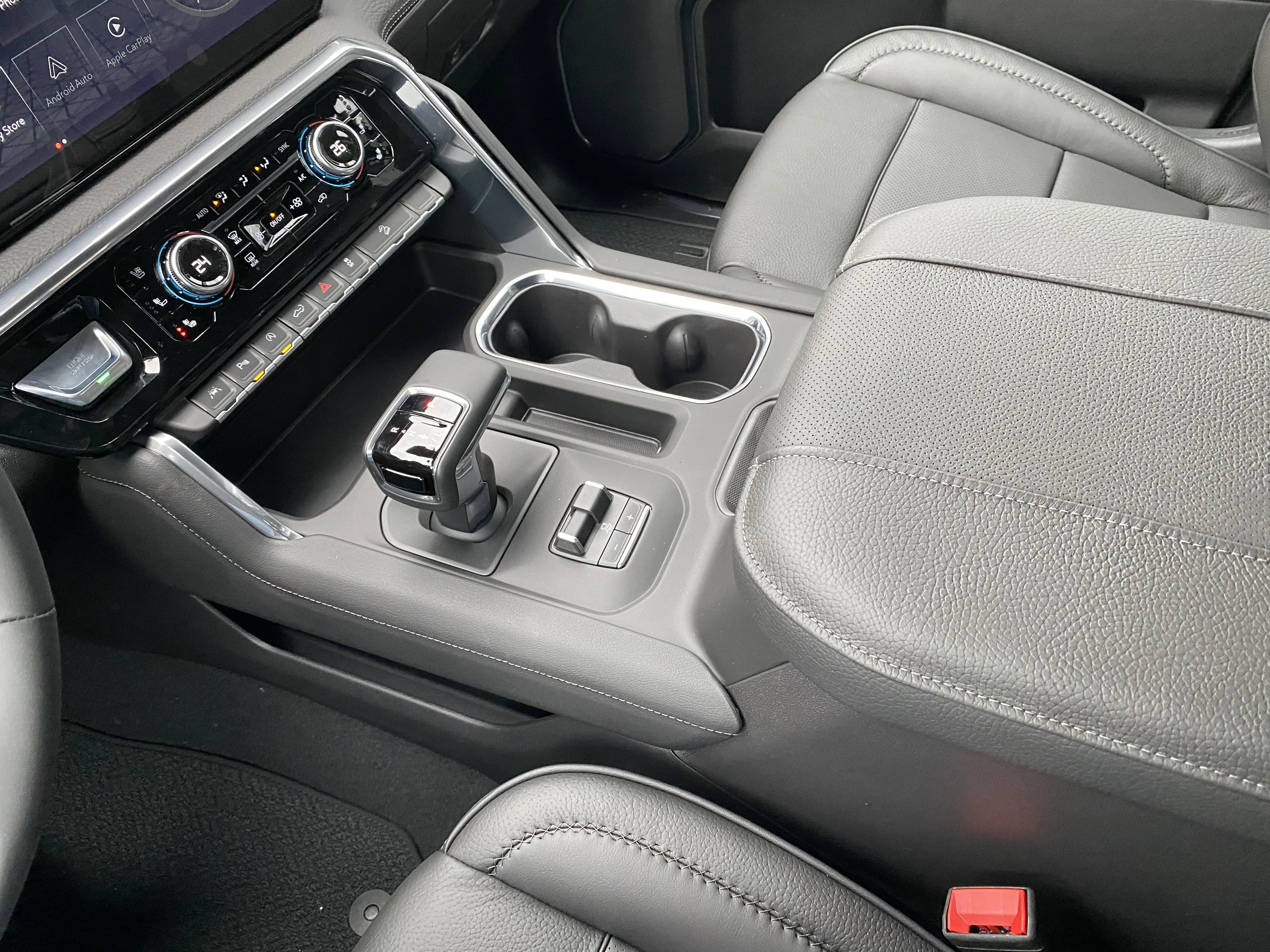 New 2026 GLACIER WHITE TRICOAT GMC Denali image 24