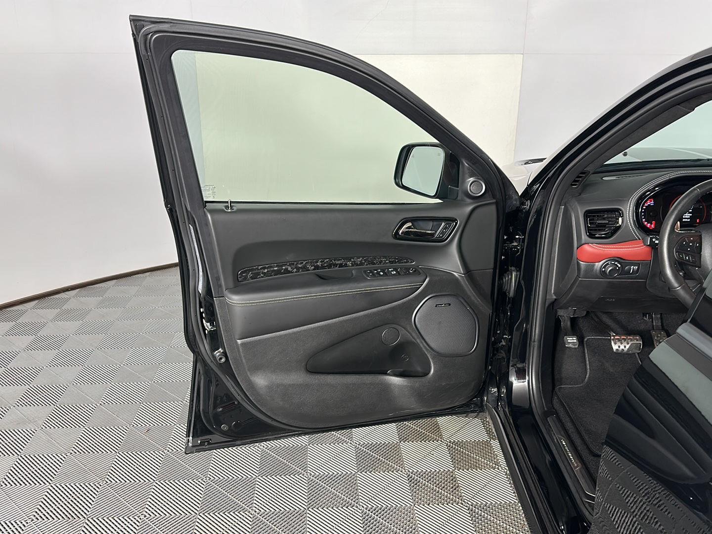 Used 2021 DB Black Clearcoat Dodge SRT Hellcat image 20