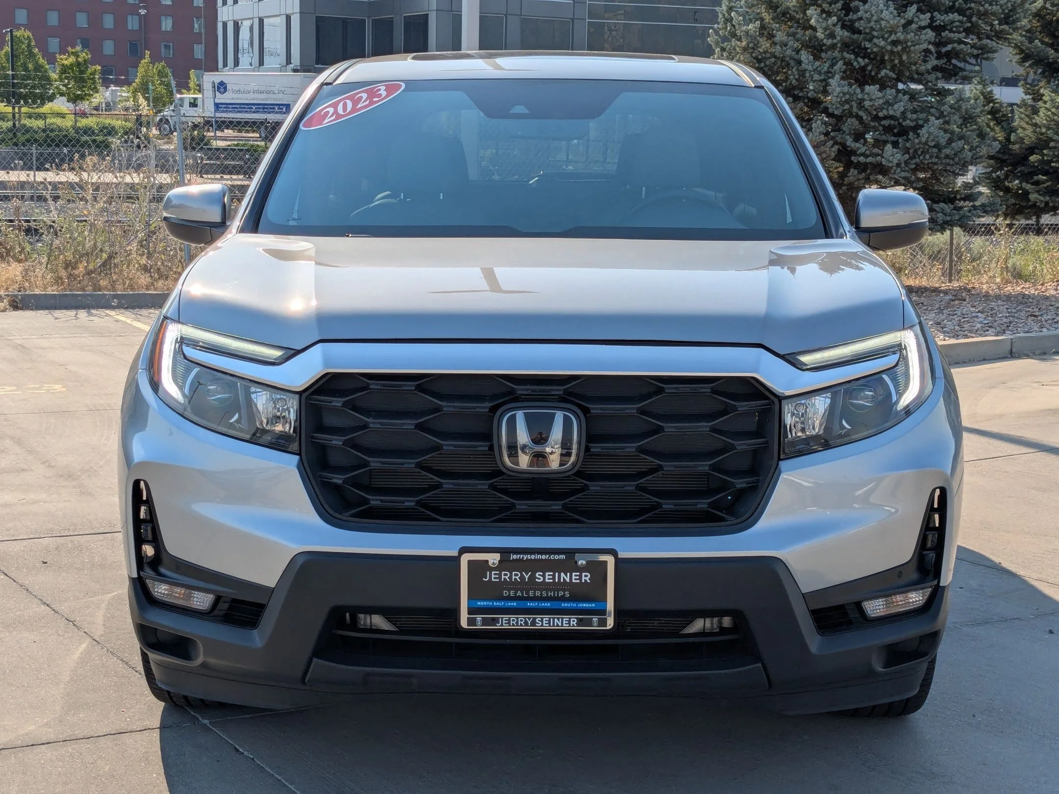 Used 2023 Lunar Silver Metallic Honda EX-L image 9