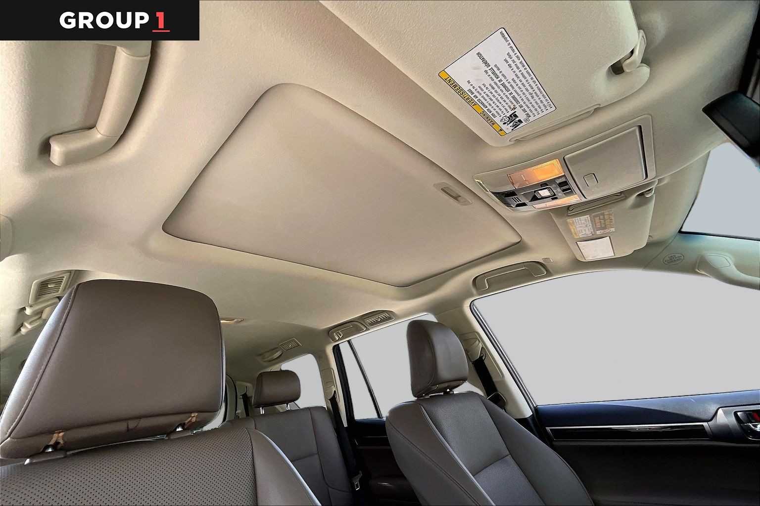 Certified Used 2022 Starfire Pearl Lexus Premium image 12
