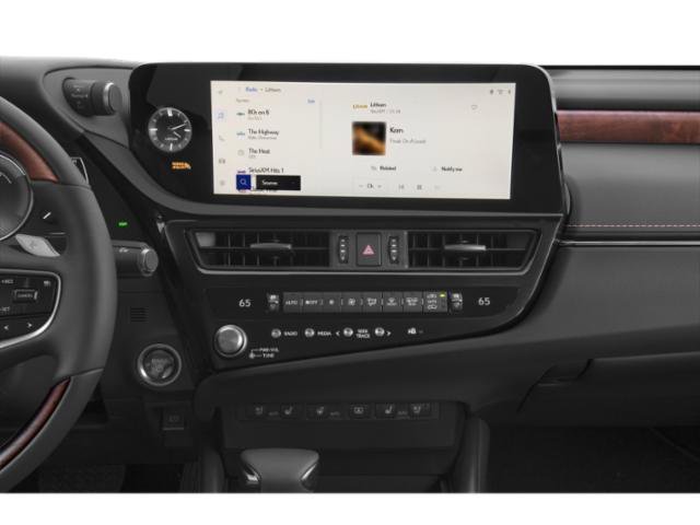 Used 2023 White Lexus 300h Ultra Luxury image 9