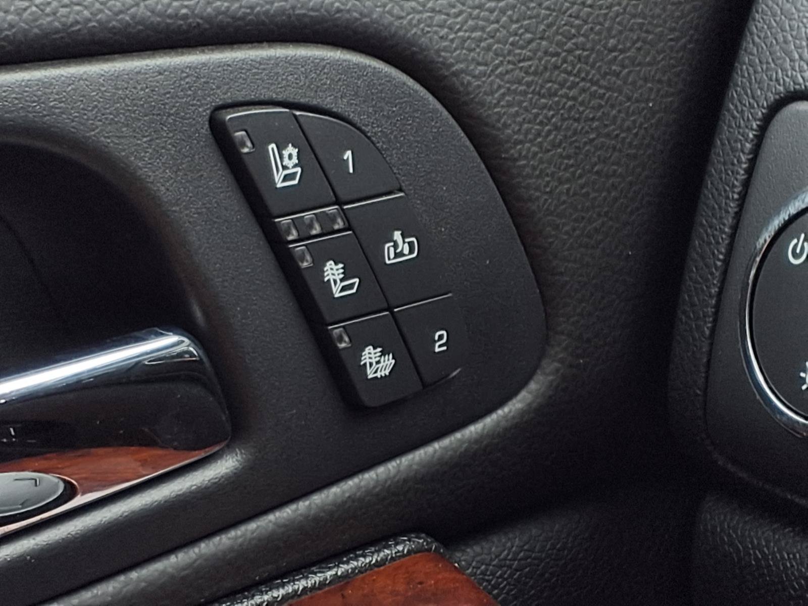Used 2014 Black Chevrolet LTZ image 4
