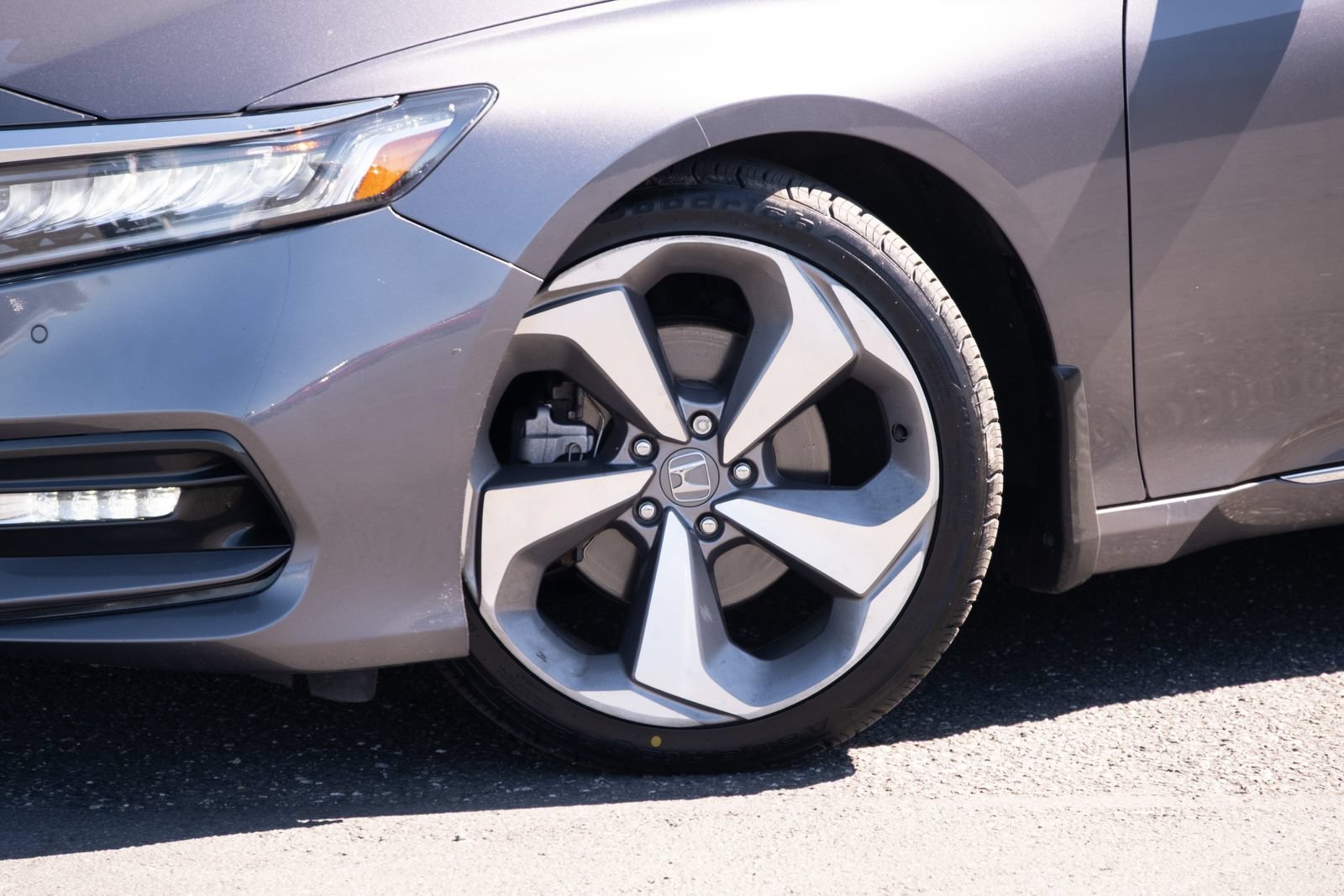Used 2018  Honda Touring 1.5T image 23