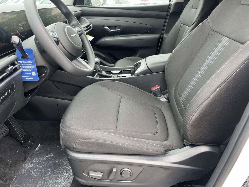 New 2026 White Hyundai SEL FWD image 36